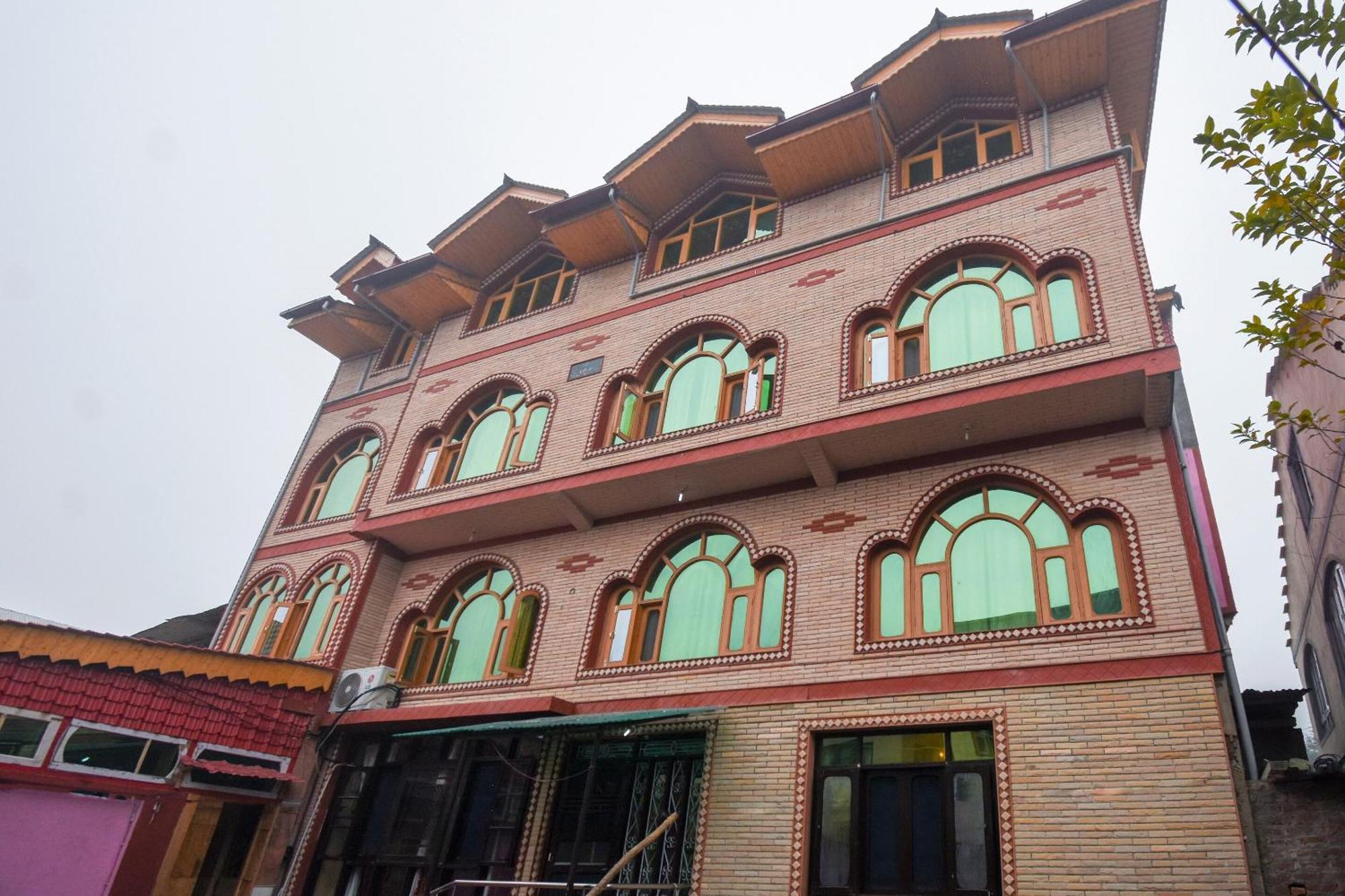 Oyo Hotel New Divine Kashmir Durgjan Exterior photo